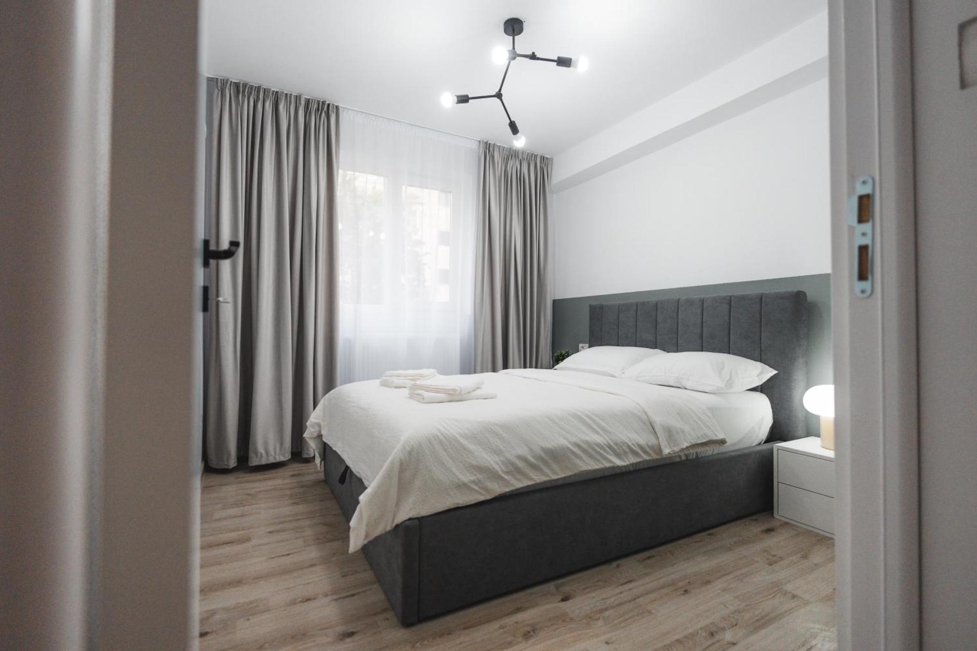 Apartament Iulia Si Alex Curtea de Argeş Eksteriør billede